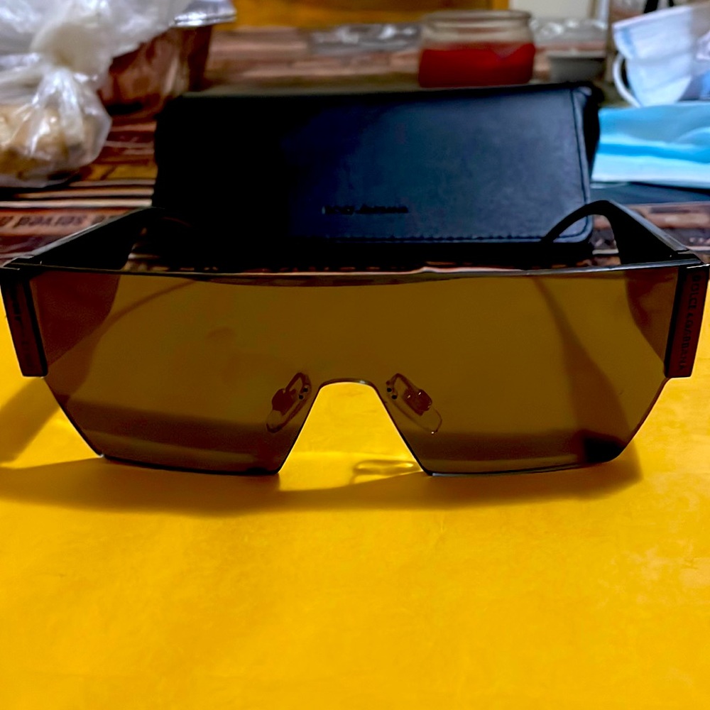 Dolce and Gabbana mirror sunglasses . Smoke gray color
